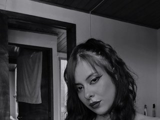 色情视频聊天 CataSaenz18