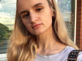 色情视频聊天 CaxarAleksis