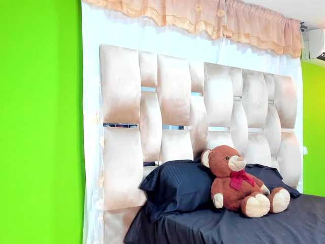 广播屏幕截图 CelesteMilani