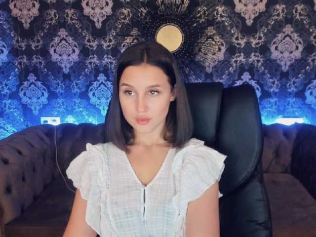 广播屏幕截图 ChanelCollins