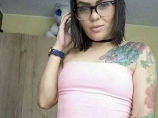 色情视频聊天 chantall-1