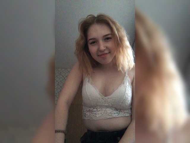 广播屏幕截图 charbella