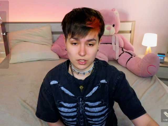 广播屏幕截图 CharlieeAdams