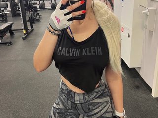 色情视频聊天 CharlottaShy