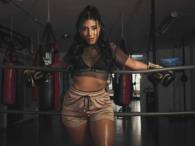 个人资料的照片 Charlotte-Cox