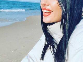 色情视频聊天 charmBella