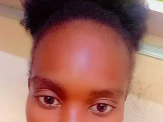 色情视频聊天 Charmydol