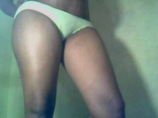 色情视频聊天 Chattenoir