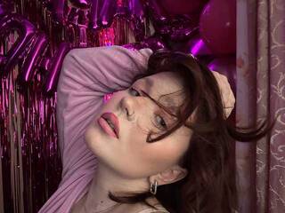 色情视频聊天 Cherry-Lips69