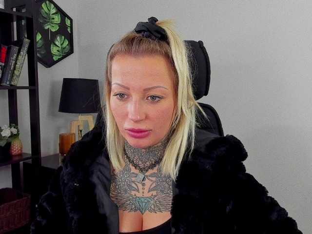 相片 ChloePleasure #tattoo#dominate#femdom#cuckold#dirtytalk#fantasize#joi