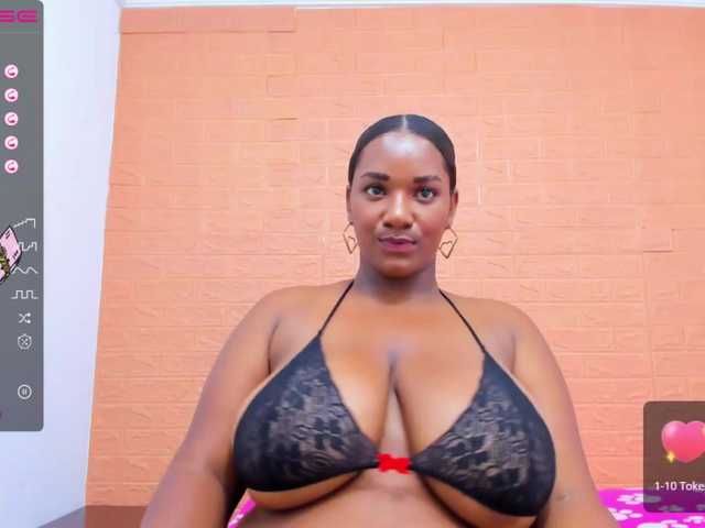 相片 ChloeRichard Show big boobs for 15tk, Let me feel your warm cock between them Follow me @remain @total