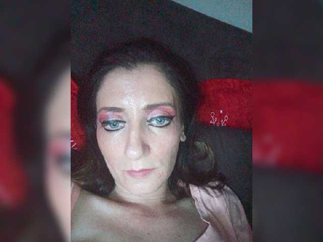 广播屏幕截图 ChristianaHot