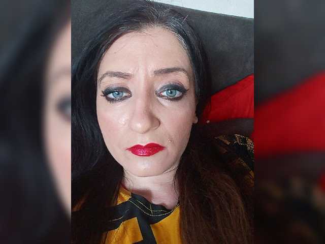 广播屏幕截图 ChristianaHot