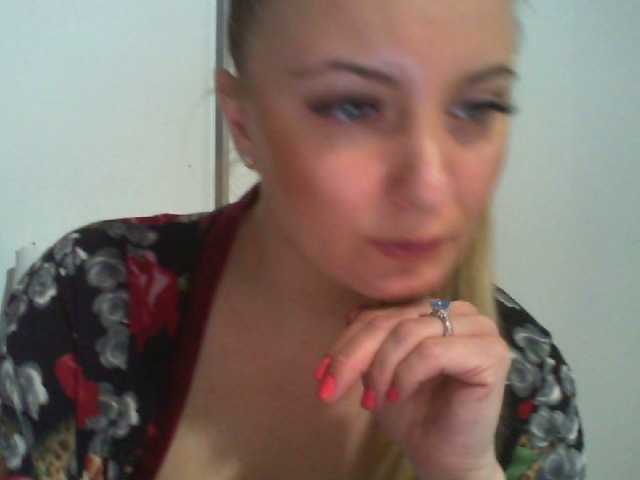 广播屏幕截图 ChristinaHotX