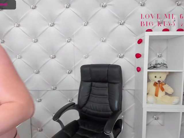 相片 CindySpencer #bbw Lets make oil show at goal!!