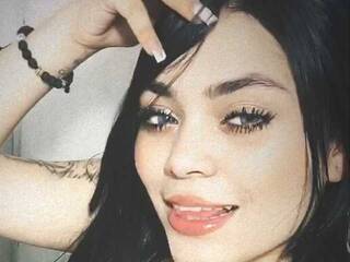 色情视频聊天 Clhoe-Doll