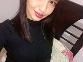 色情视频聊天 cloethea