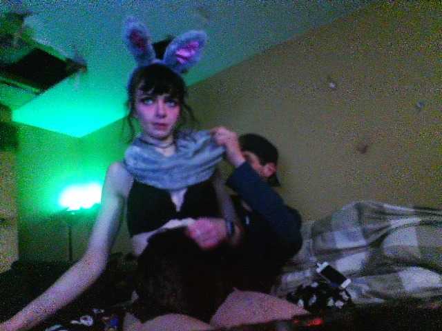 广播屏幕截图 cloverbbombaee