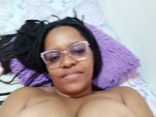 色情视频聊天 corinastonee