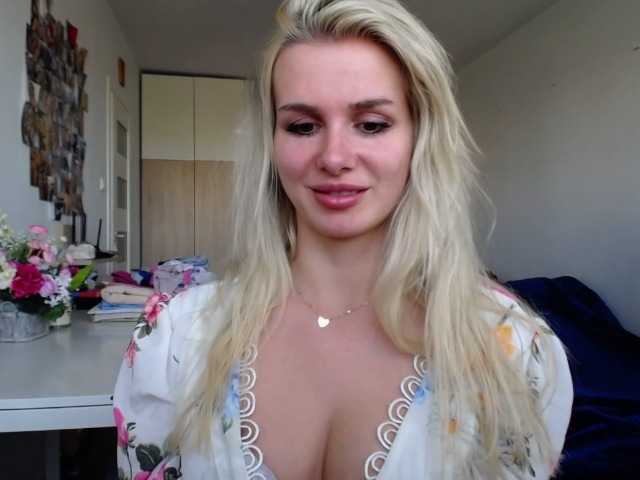 广播屏幕截图 Cornelia22hot