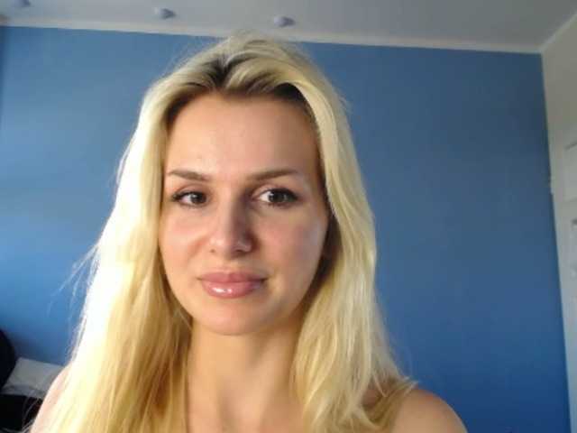 广播屏幕截图 Cornelia22hot