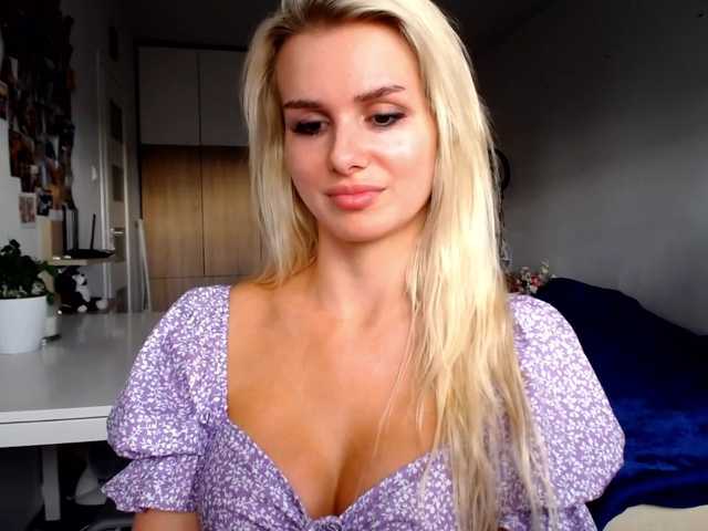 广播屏幕截图 Cornelia22hot