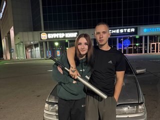 色情视频聊天 Coshka2027