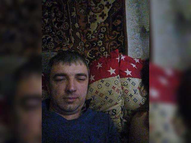 广播屏幕截图 Couple12a