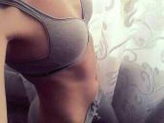 色情视频聊天 crazyuka