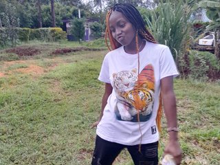 色情视频聊天 Creamymomma