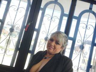 色情视频聊天 Cristal-Villa