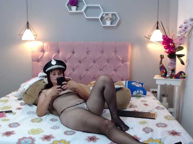 相片 cristhye-hot hey guys welcome to my room #anal #pussy #playwithcum #tits #sexydance #ass # playdildo
