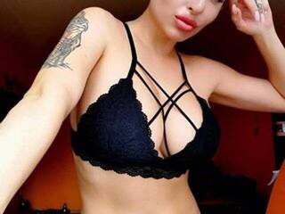 色情视频聊天 CumInMeNowBBy