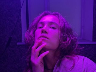 色情视频聊天 curlyNed