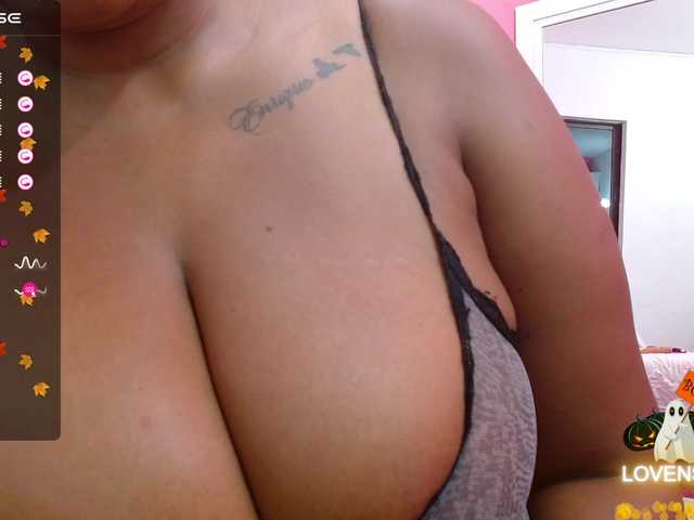 广播屏幕截图 curvymommyy
