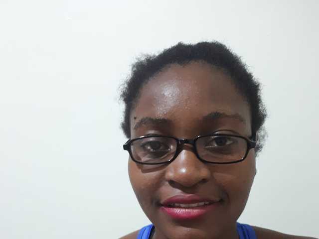 个人资料的照片 curvyshavy