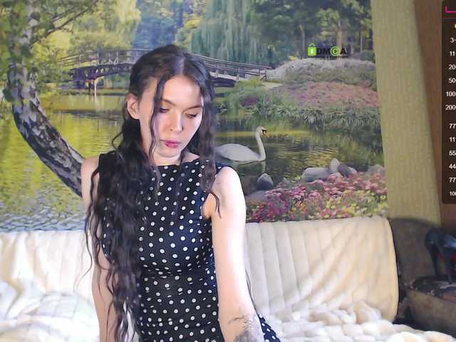 广播屏幕截图 EVERGLOW