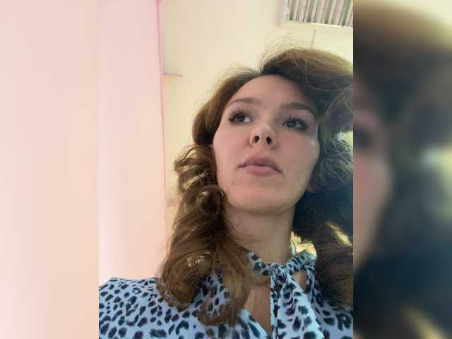 广播屏幕截图 EVERGLOW