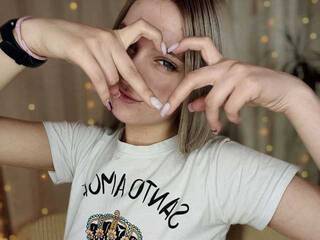 色情视频聊天 CyrilaPuff