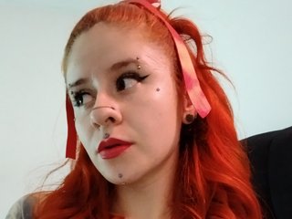 色情视频聊天 Daarlene
