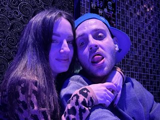 色情视频聊天 DaddyNdSlut