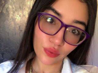 色情视频聊天 DakotaMoretti