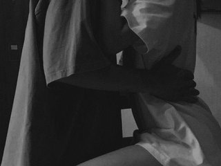 色情视频聊天 Damcoupled