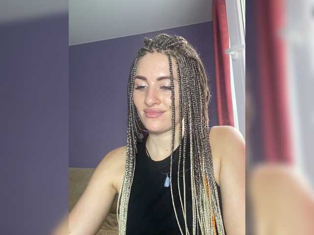 广播屏幕截图 KaroLine_mua