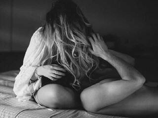 色情视频聊天 MihaNika69