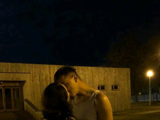 色情视频聊天 Daniela-Matache