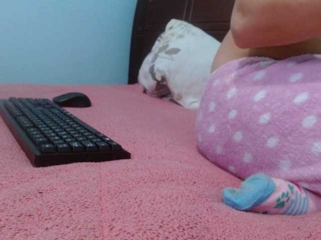 广播屏幕截图 daniskaqueens
