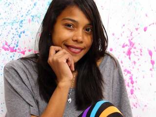 色情视频聊天 Dannadolfy