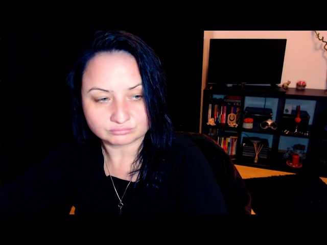 广播屏幕截图 KinkyDomina