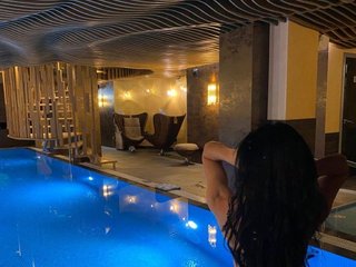 色情视频聊天 Dashka-004